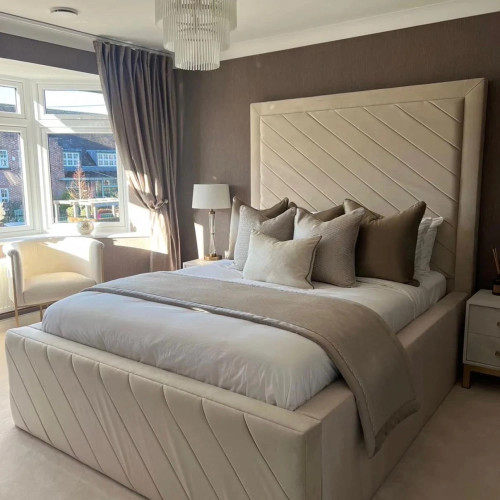 Duchess Bed 