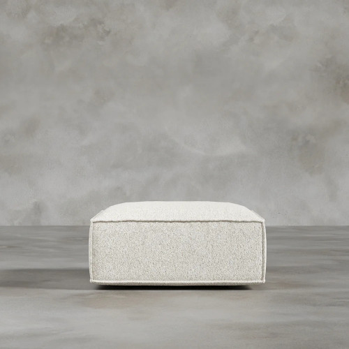 Delilah Foostool 